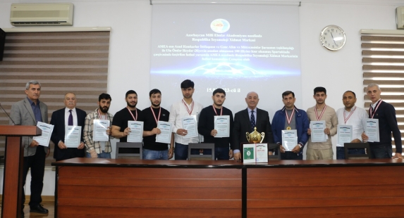 Члены футбольной команды РЦСС награждены Отделением наук о Земле НАНА