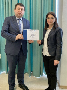An employee of the “Information” department of the RSSC was awarded a diploma and a certificate for successful participation in trainings on Wikipedia